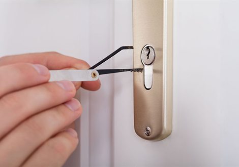 Servicio de apertura de puertas en Terrassa